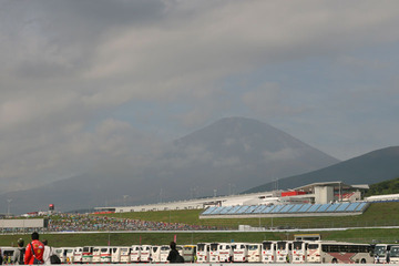 霊峰を望む