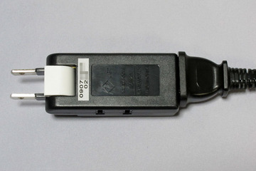 超小型電源タップ