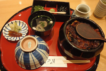 ひつまぶし あつた蓬莱軒