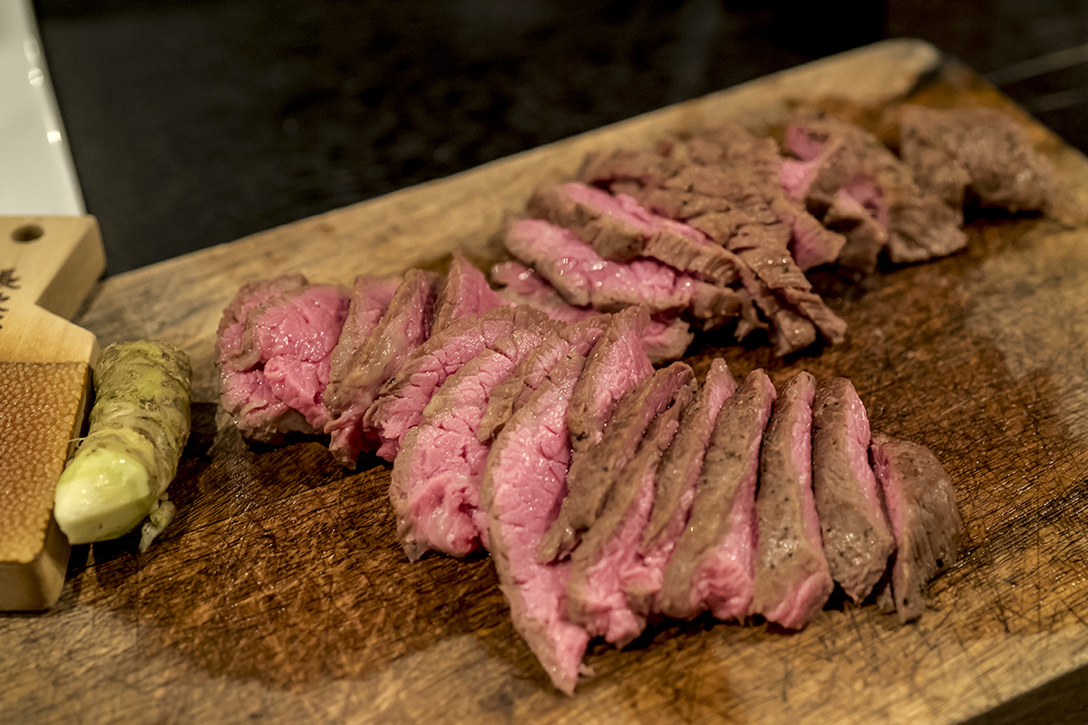 ROAST HORSE 2 b's monolog